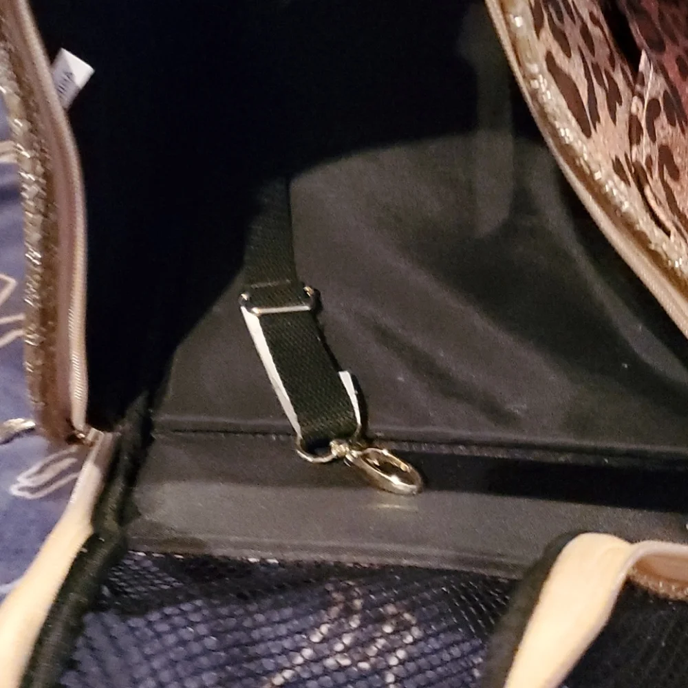 Bloomingdale's hp Dec 20 exclusive female small dog Carrier Best Of Bev Hills